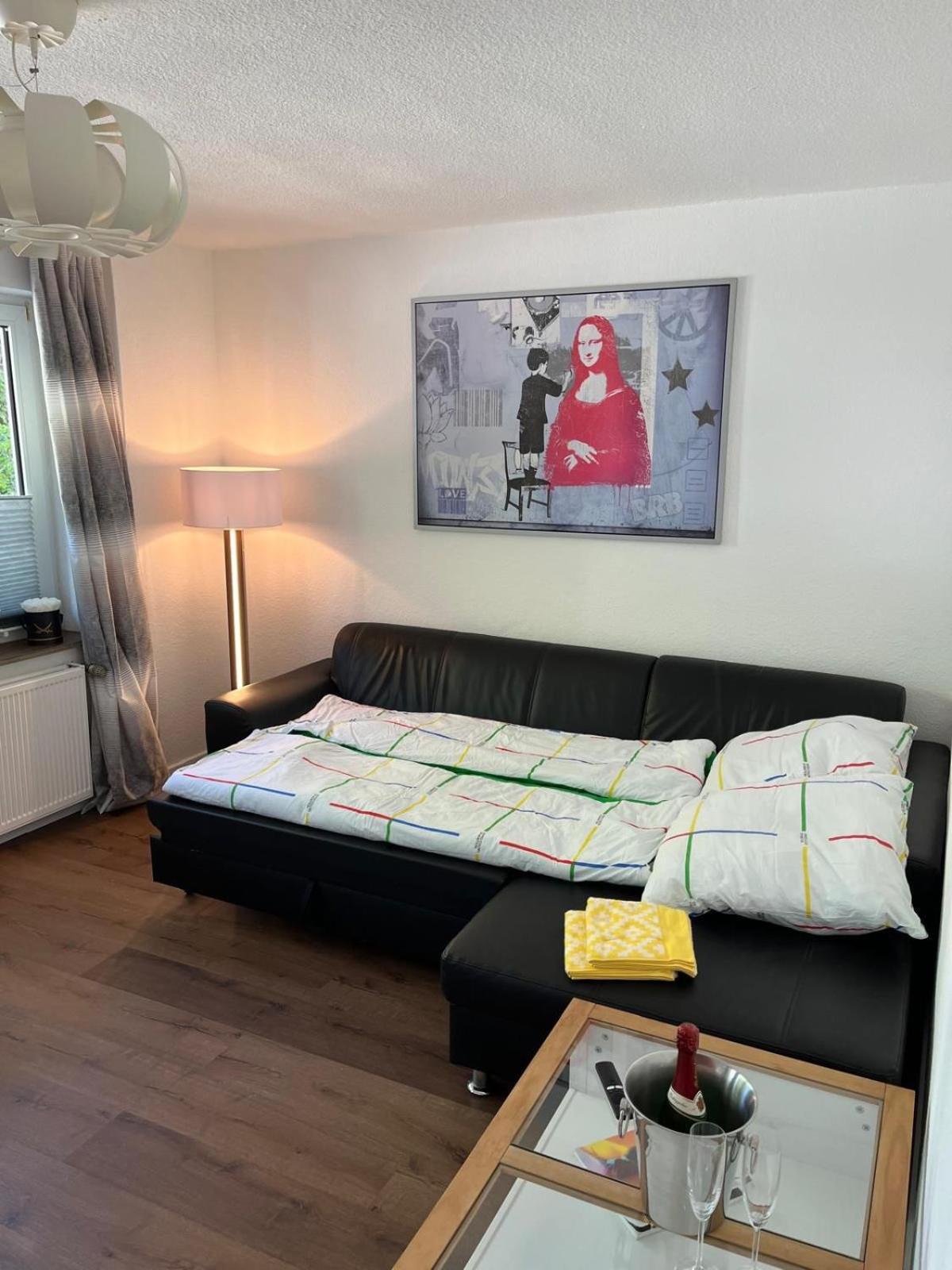 Anelia City Loft Im Zentrum Inkl Parkplatz พาเดอร์บอร์น ภายนอก รูปภาพ